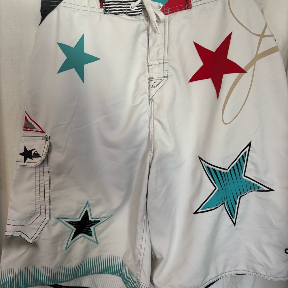 Kelly Slater Y2K Quiksilver White Boardshorts with Red and Teal Star Print